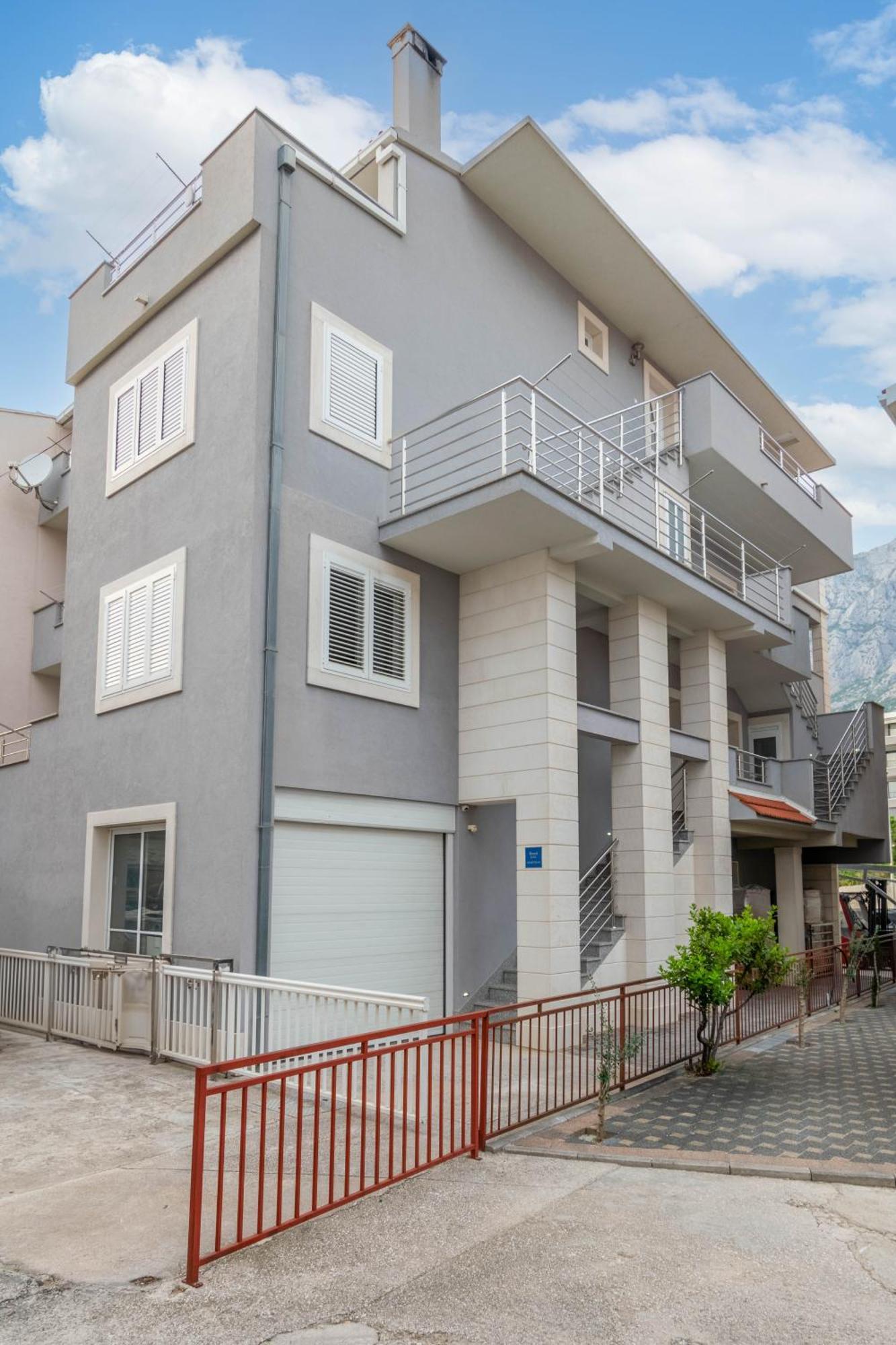 Studio Apartmani Dora Makarska Buitenkant foto